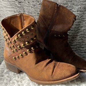 Coconuts by Matisse studded boots western